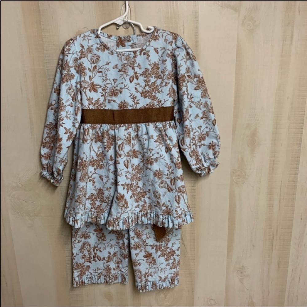 Hannah Kate Victorian Vintage Floral Set Size 6